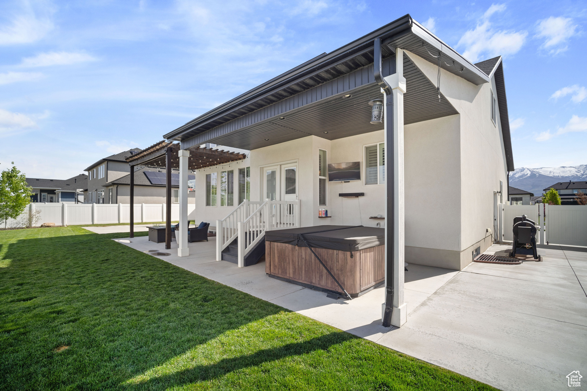 946 S 2000, Layton, Utah image 35