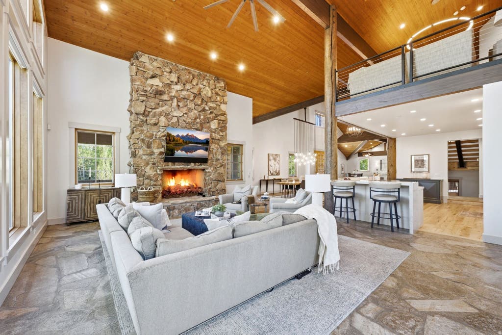 Photo of 2490 SILVER CLOUD DR, Park City, UT 84060 (MLS # 2167251)