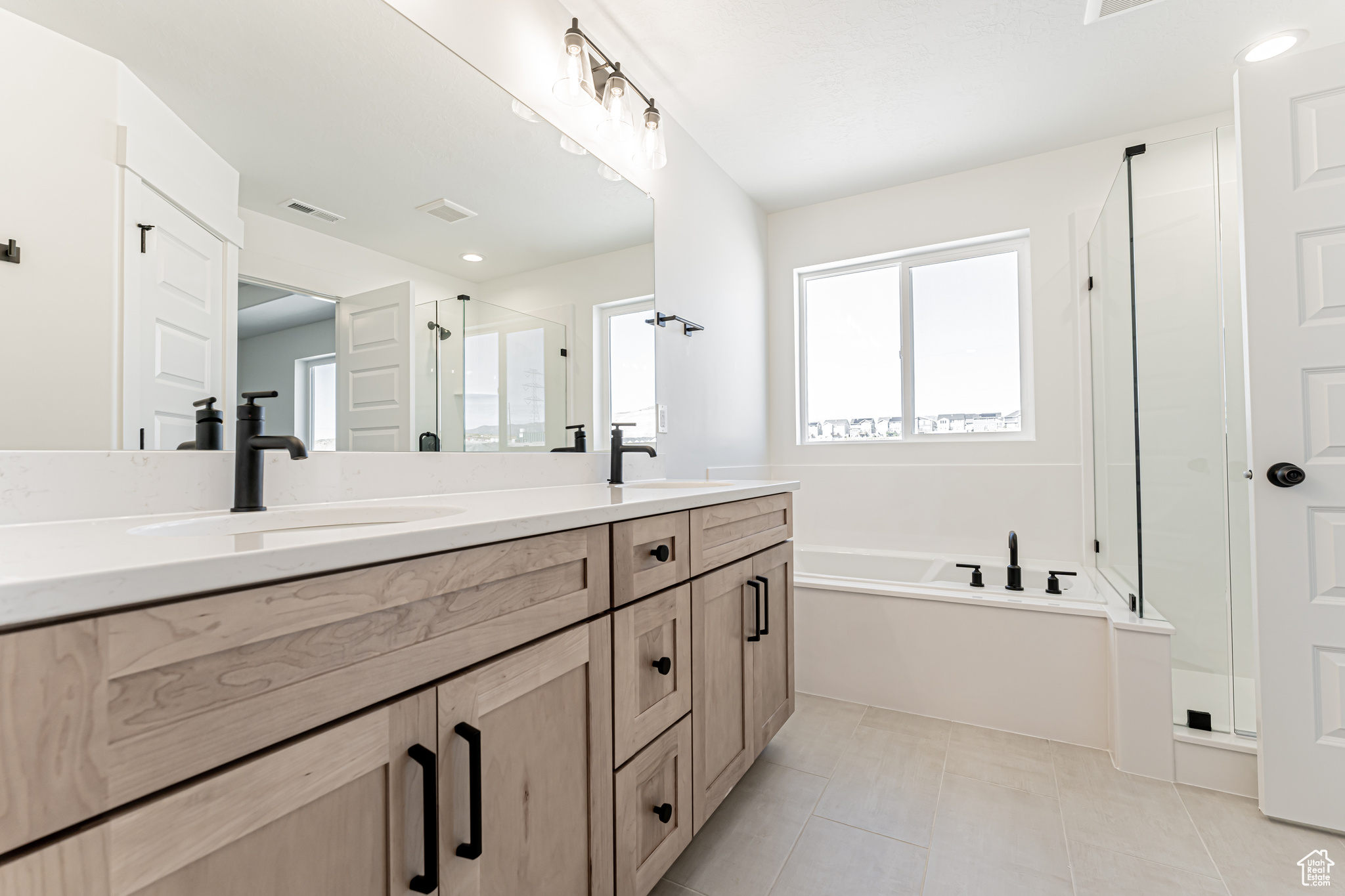 HIGHRIDGE - Residential