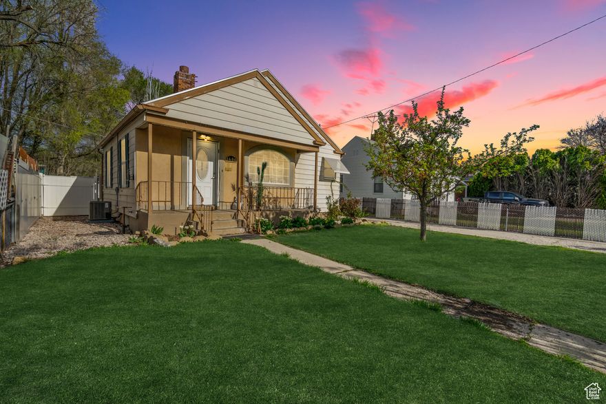 Seller financing available! This versatile home features two entrances and a kitchenette downstairs making it ideal for rental income, multi-family use, or a creative setup that fits your lifestyle. Whether you want to house hack, invest in a rental, or simply enjoy extra space and privacy, this property gives you options. Contact agent for details or questions!