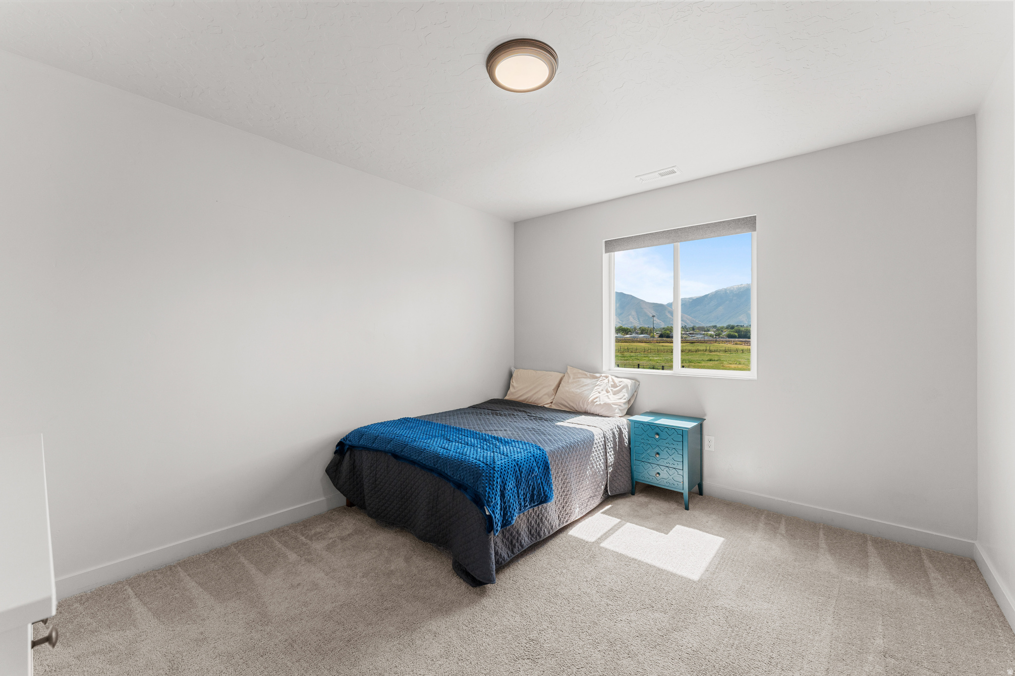 ASHTON - Residential