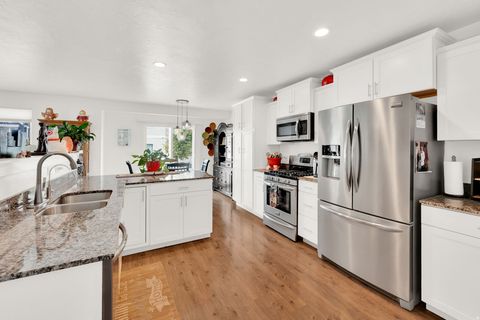 Tiny photo for 94 E ASHGROVE LN, Saratoga Springs, UT 84045 (MLS # 2154939)