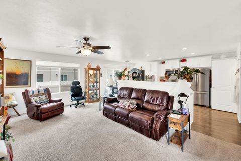 Tiny photo for 94 E ASHGROVE LN, Saratoga Springs, UT 84045 (MLS # 2154939)