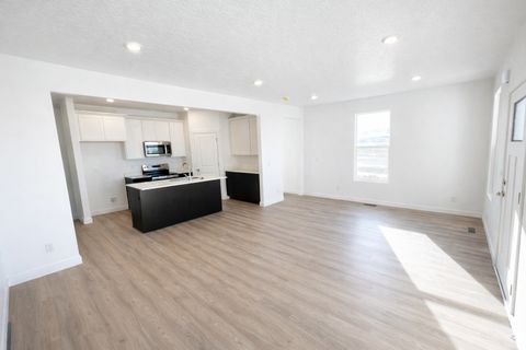 Tiny photo for 897 S MATHILDA DR #254, Saratoga Springs, UT 84045 (MLS # 2123925)