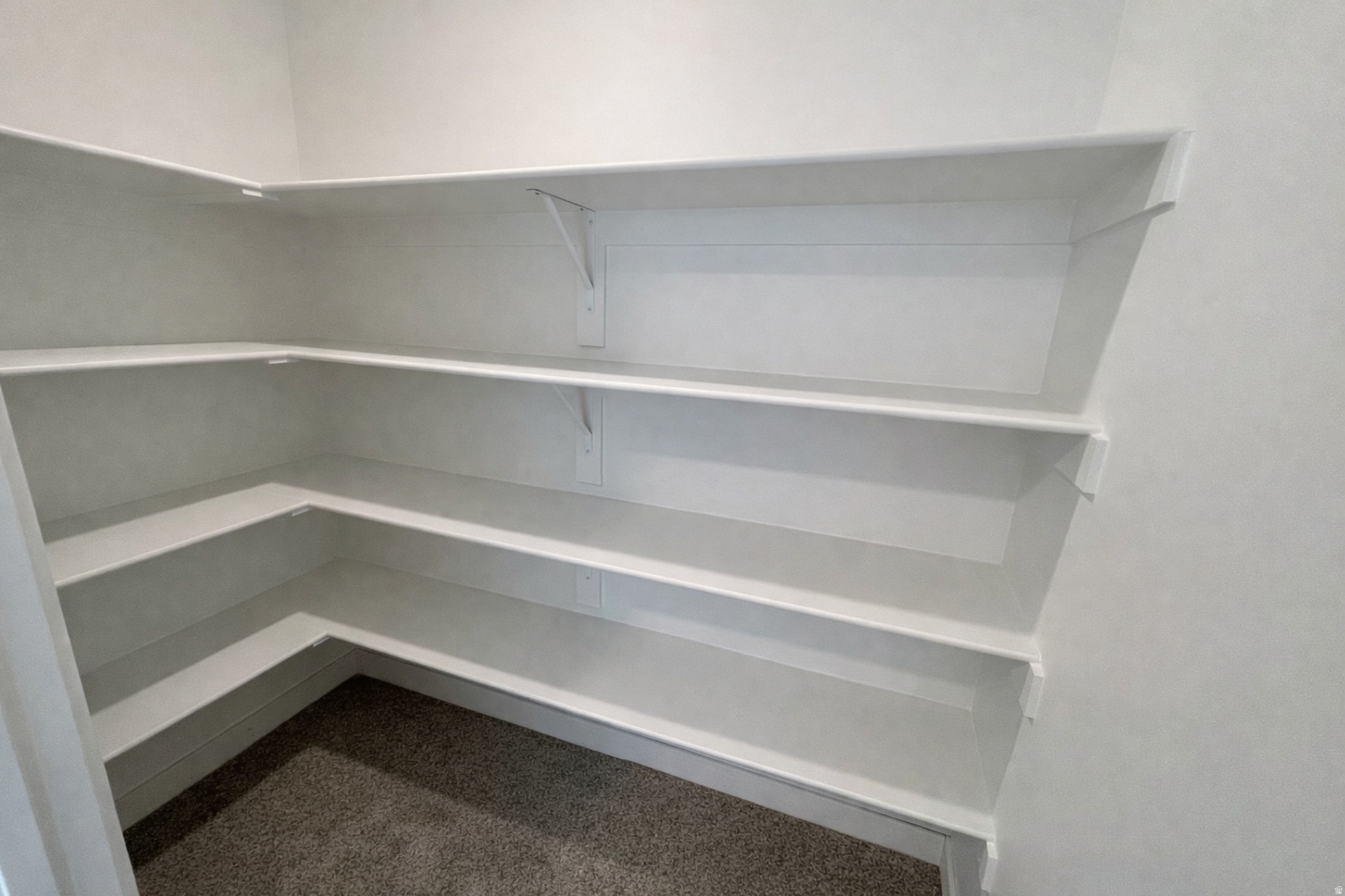 BEACON POINTE - Residential