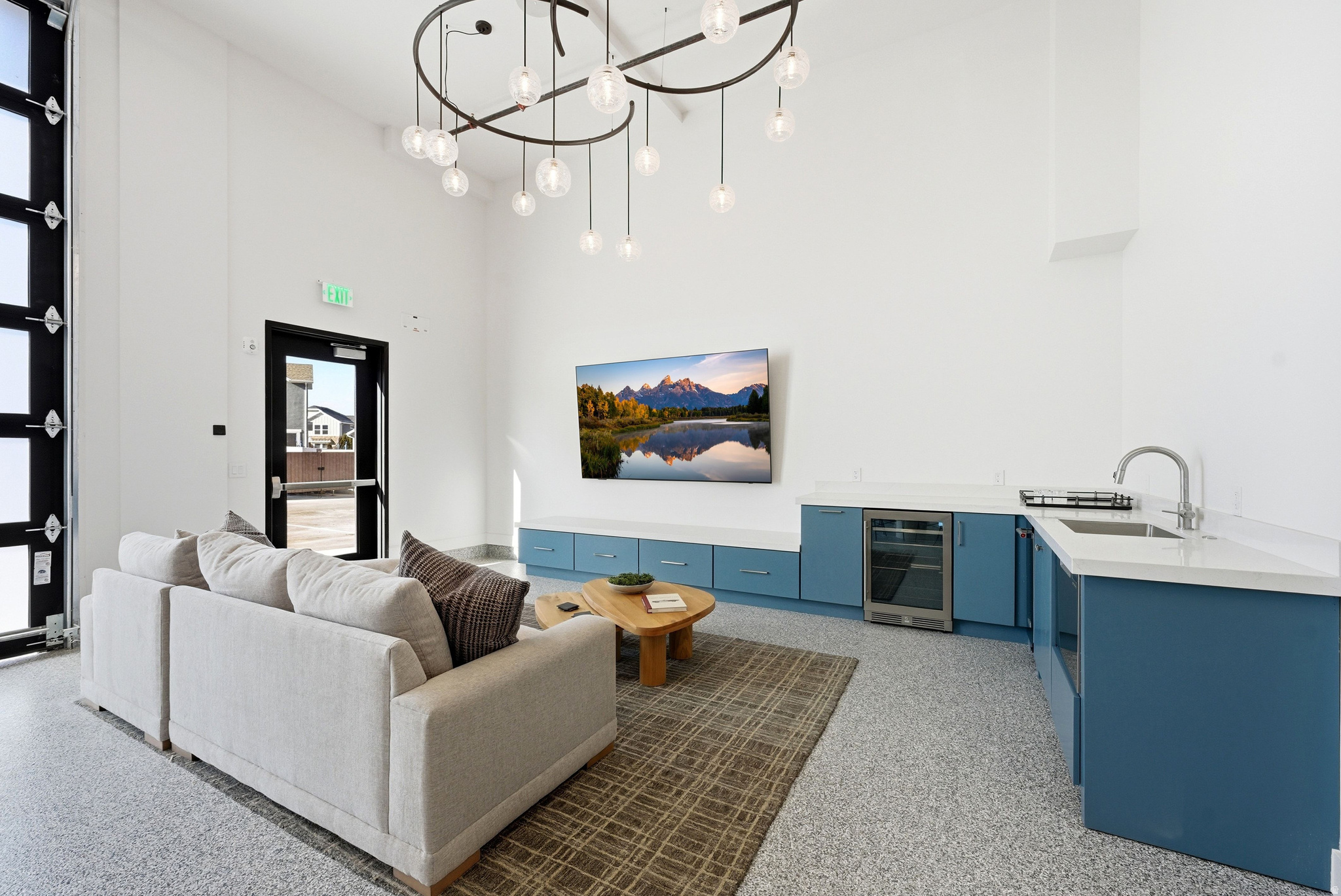 MOUNTAIN VIEW COMMON - Residential