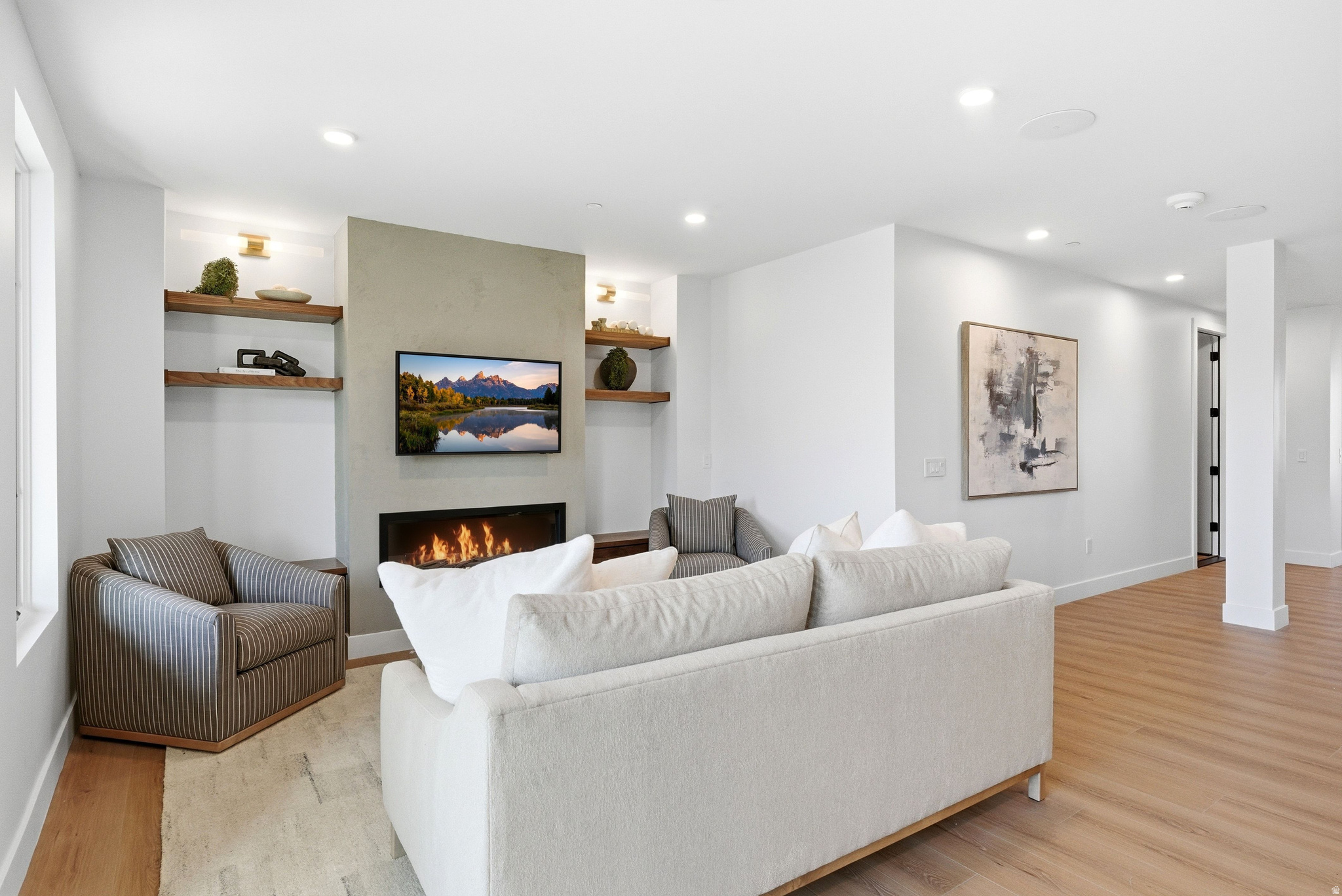 MOUNTAIN VIEW COMMON - Residential