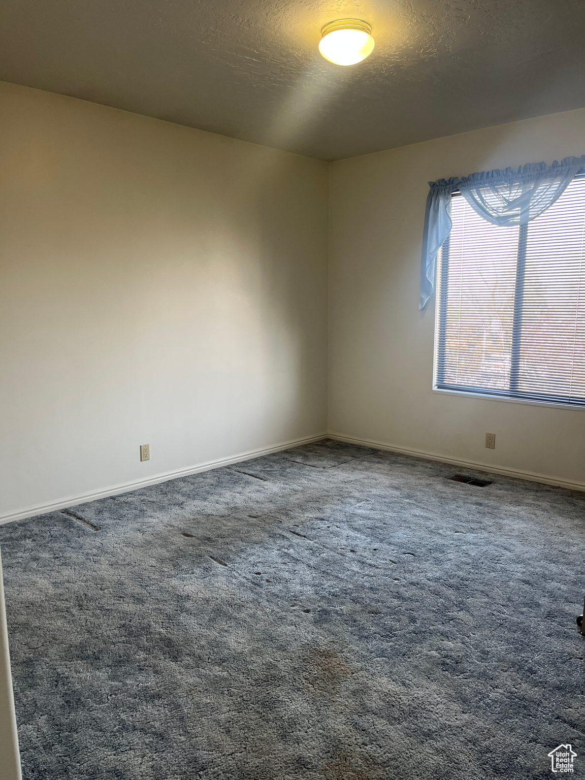 180 E 200, Tooele, Utah image 23