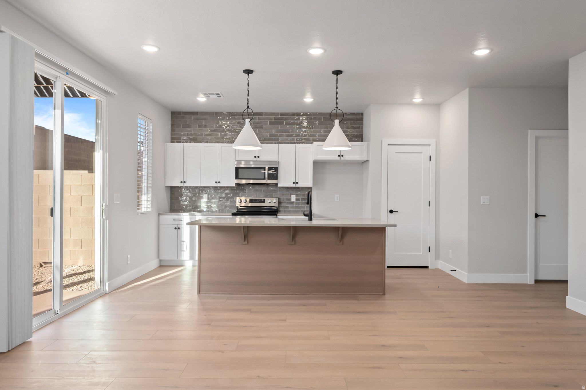 RISE AT CORAL CANYON - Residential