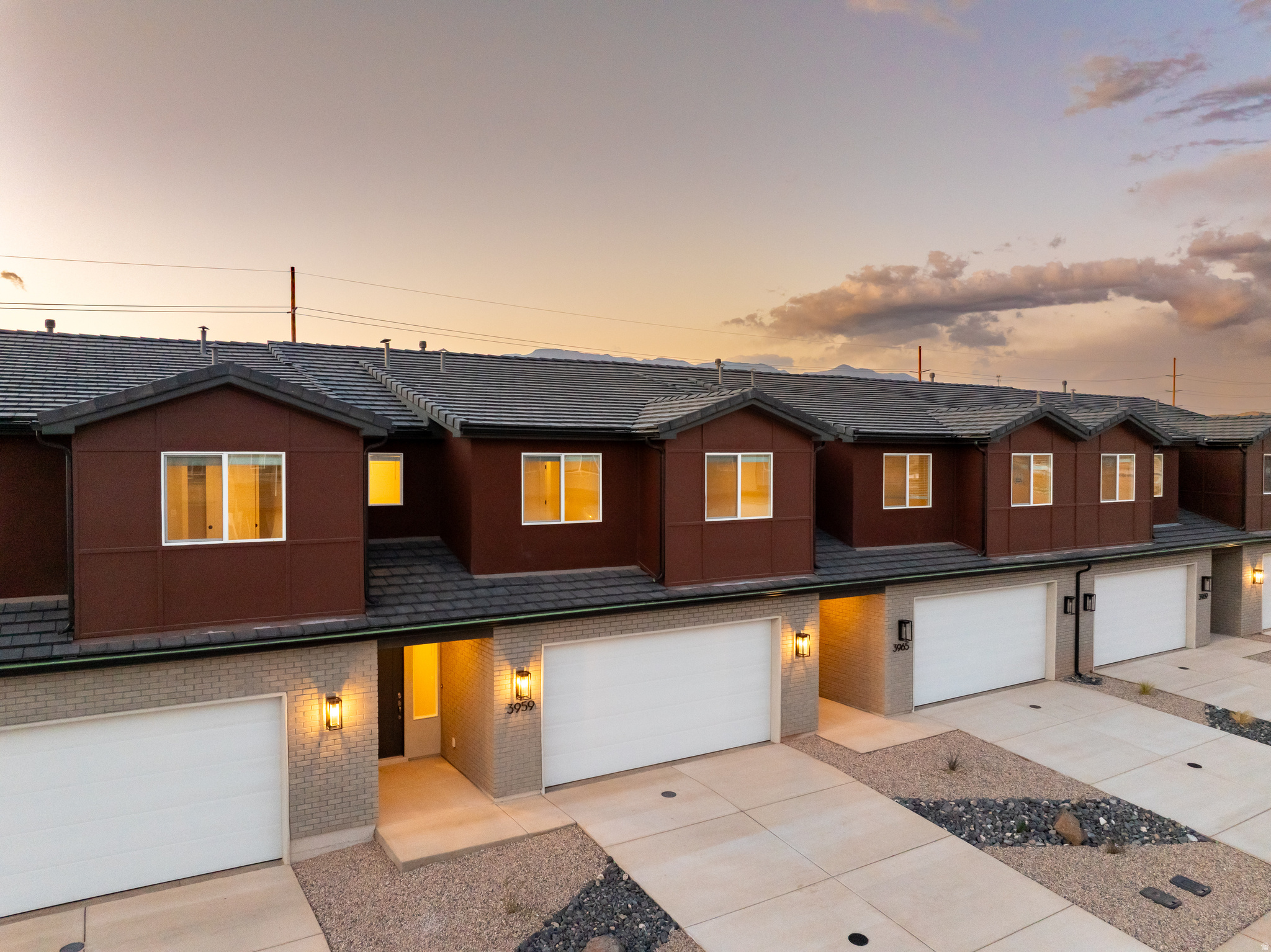 RISE AT CORAL CANYON - Residential