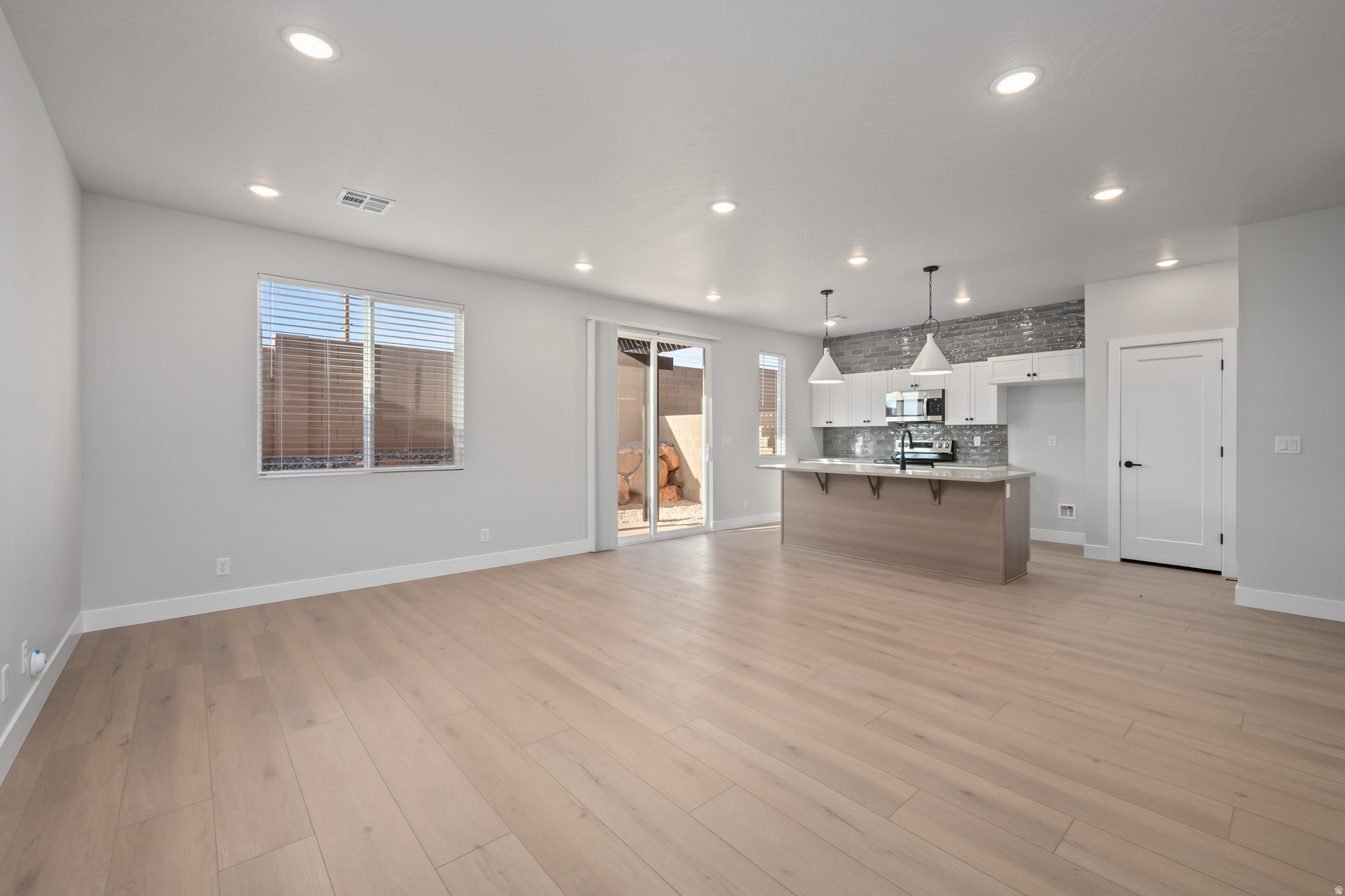 RISE AT CORAL CANYON - Residential