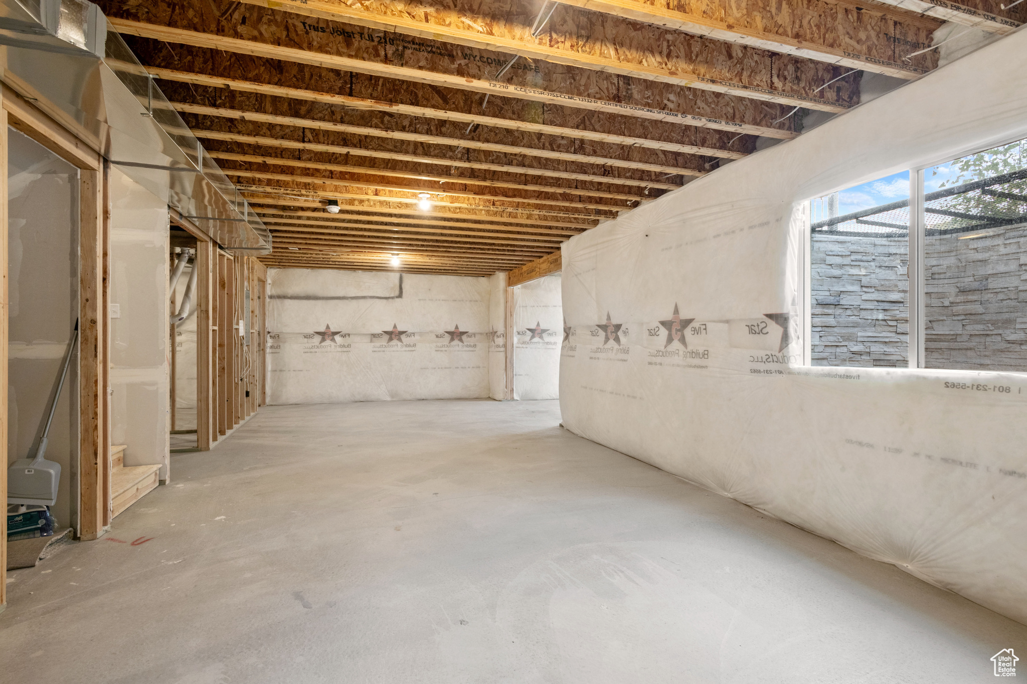 MAPLETON HEIGHTS - Residential