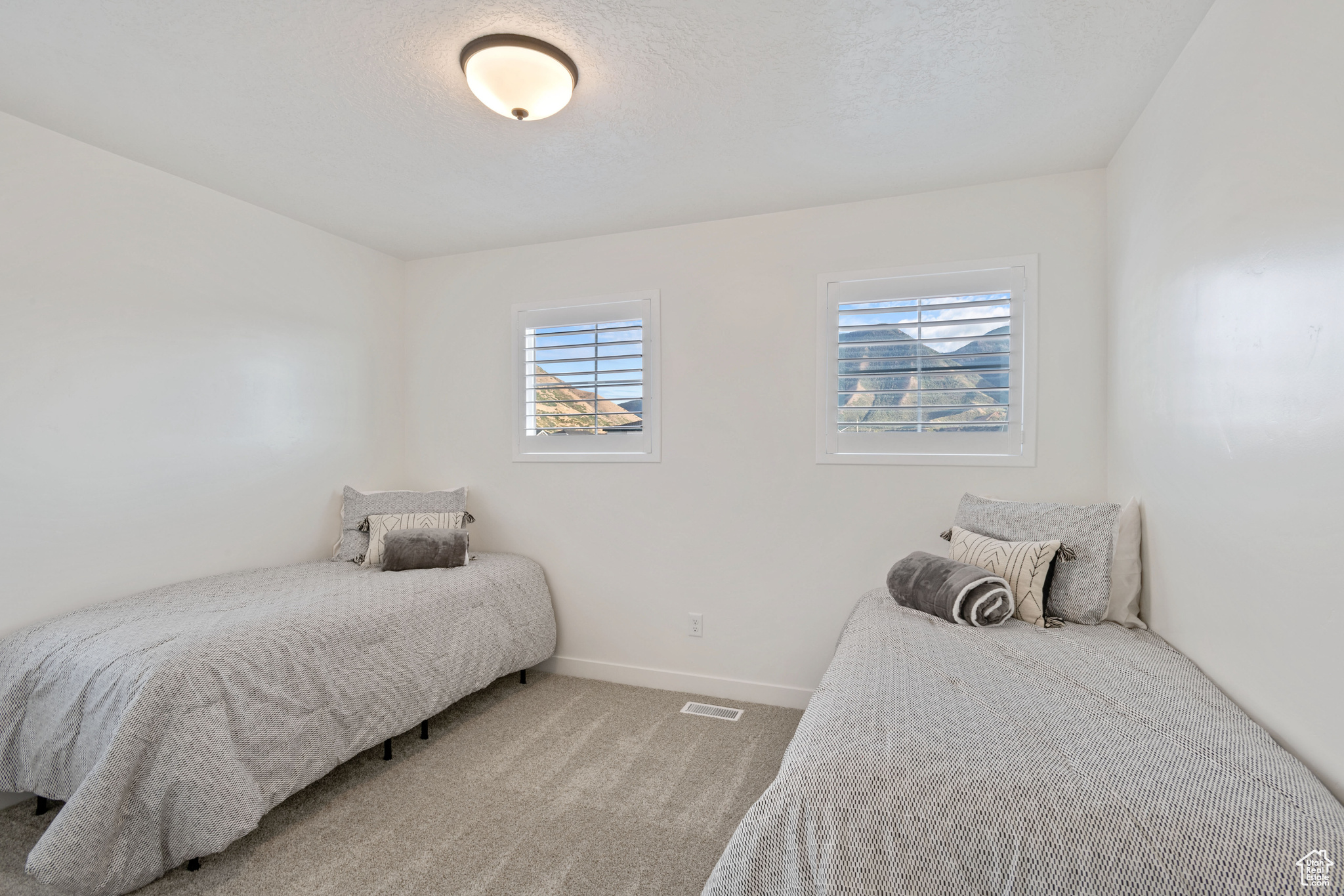 MAPLETON HEIGHTS - Residential