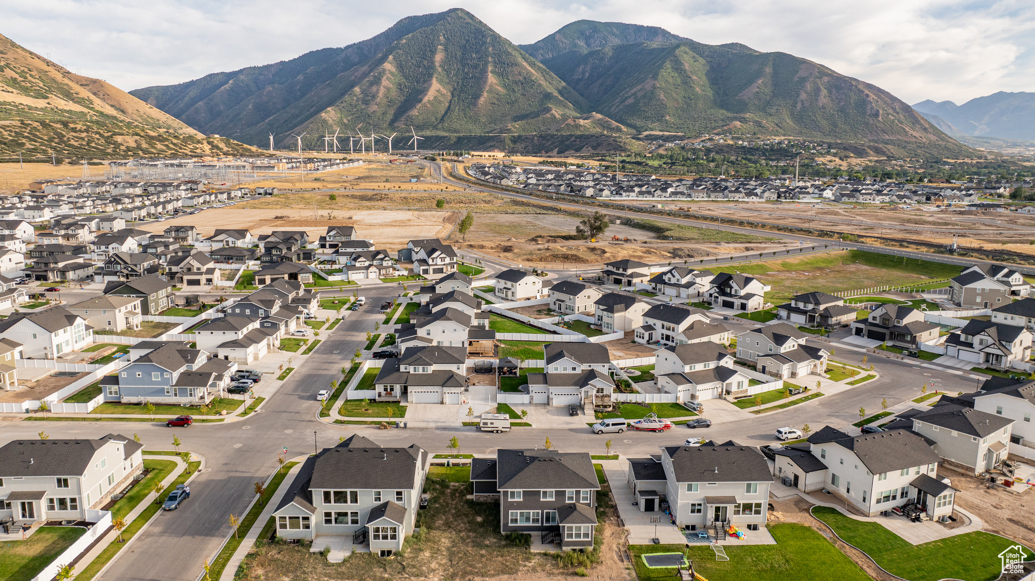 MAPLETON HEIGHTS - Residential