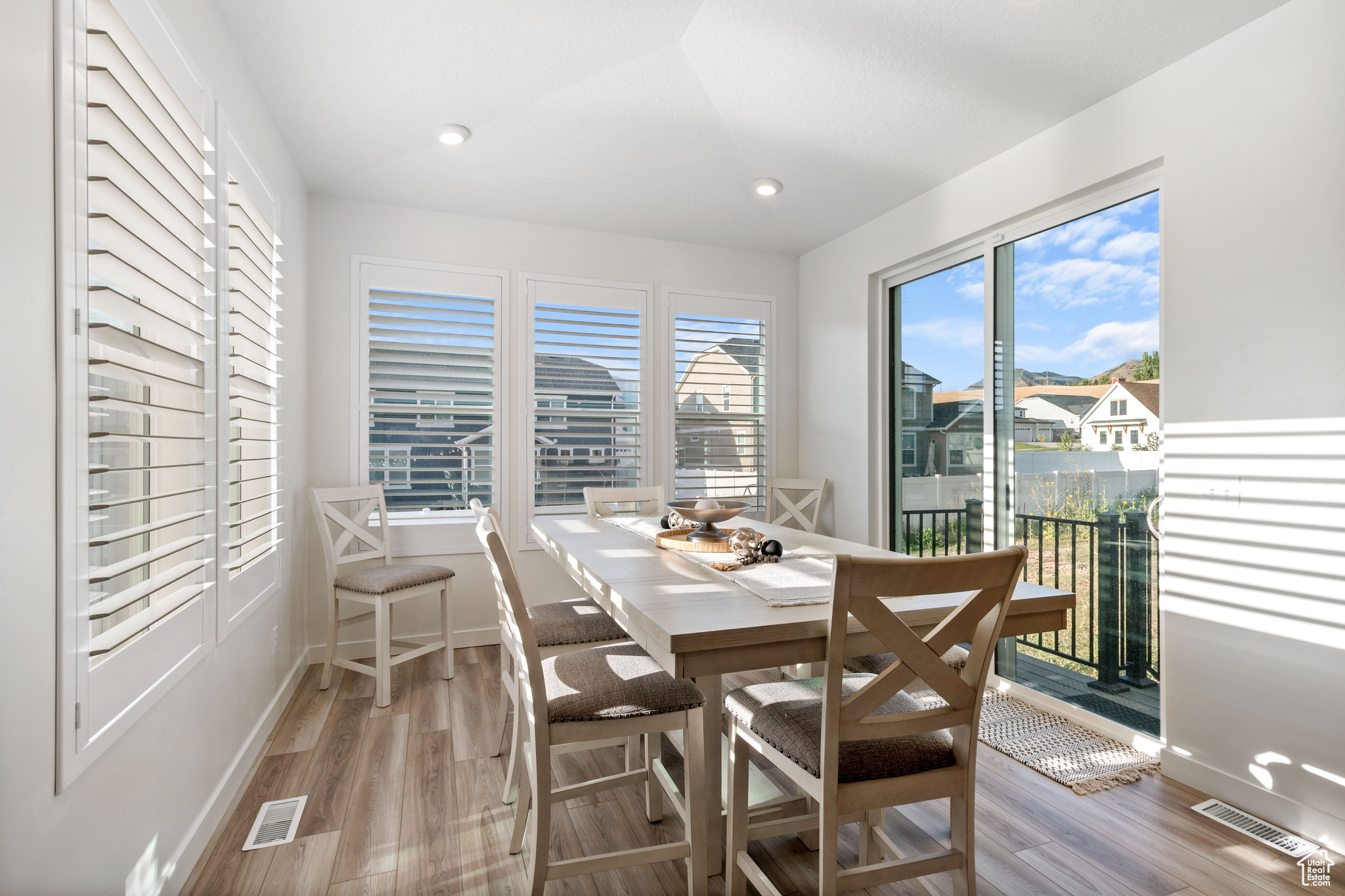 MAPLETON HEIGHTS - Residential