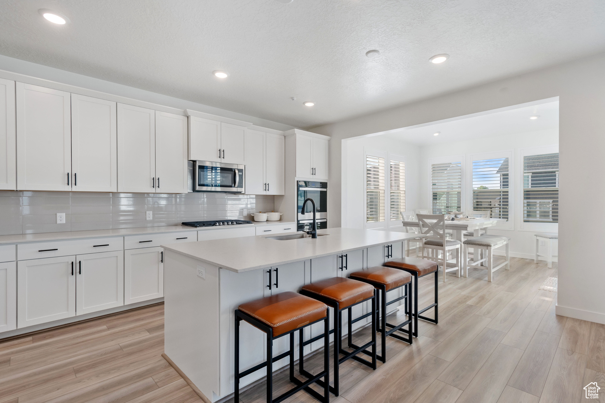 MAPLETON HEIGHTS - Residential