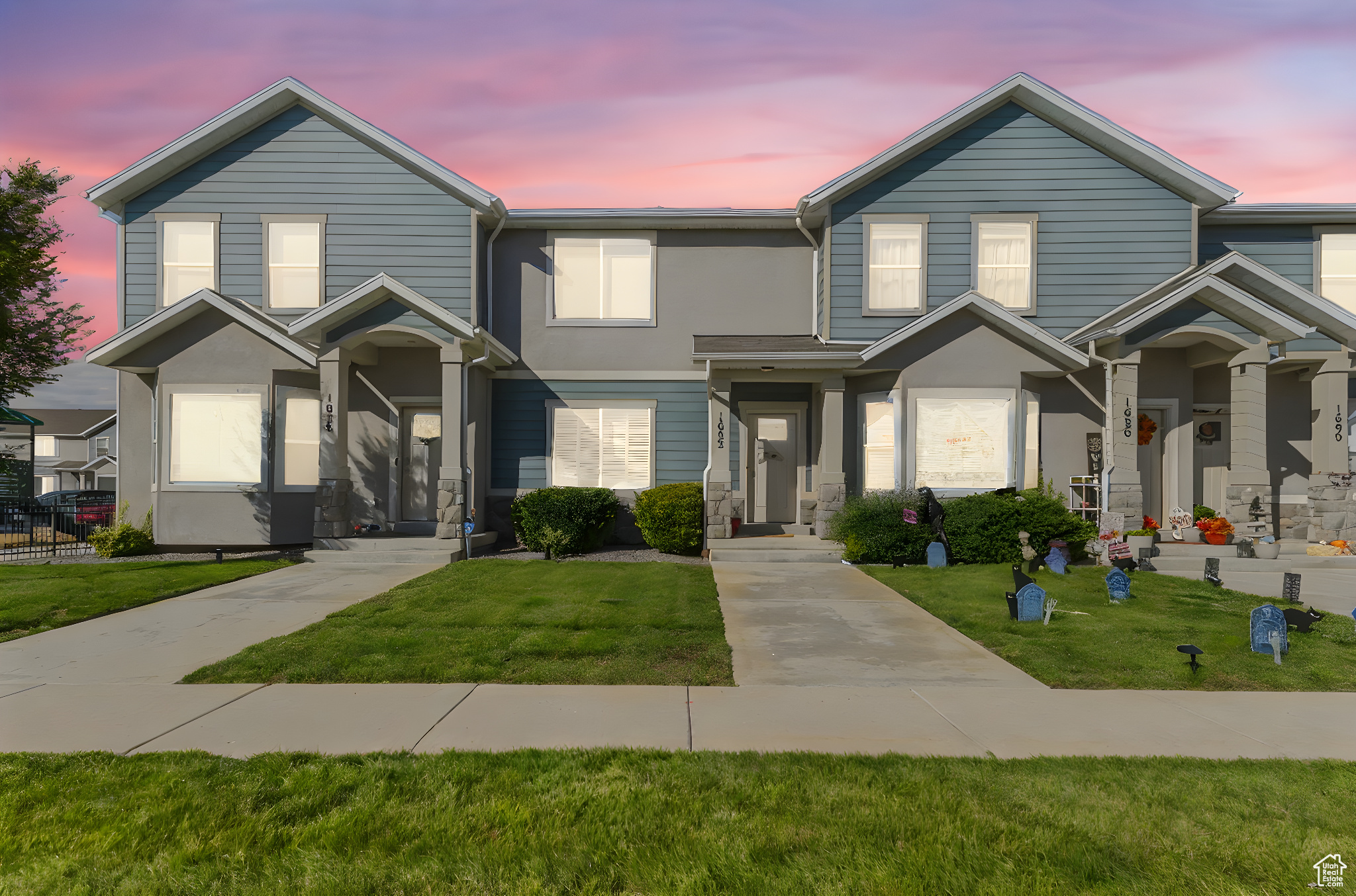 TRAIL HEAD - Residential