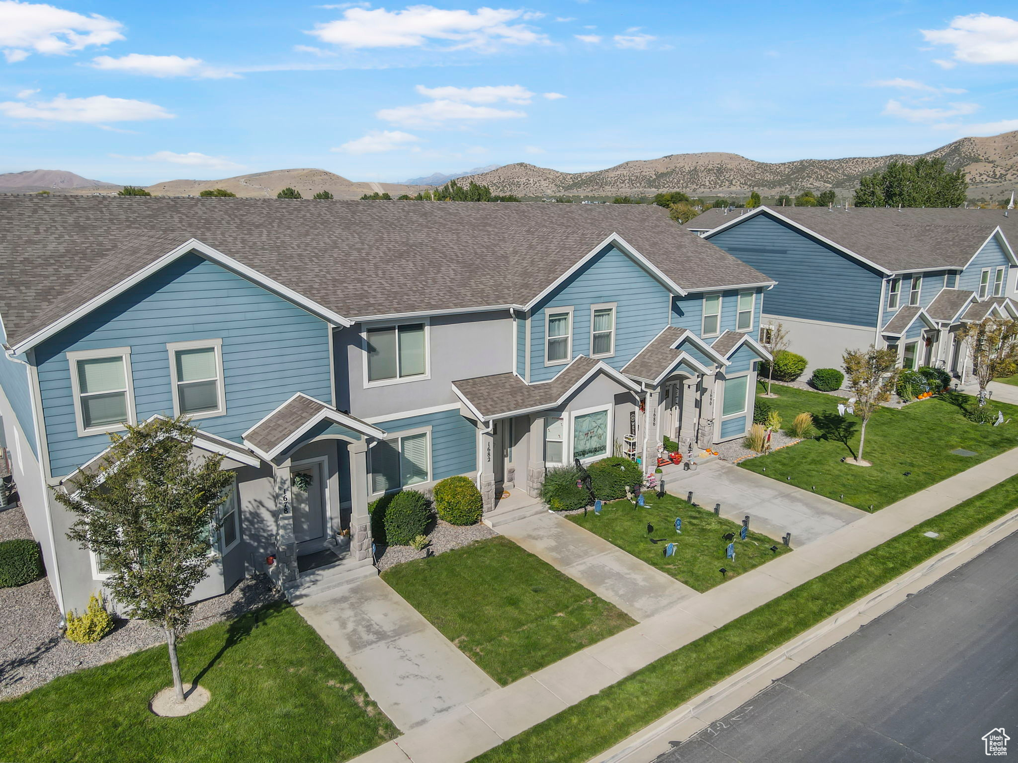 TRAIL HEAD - Residential