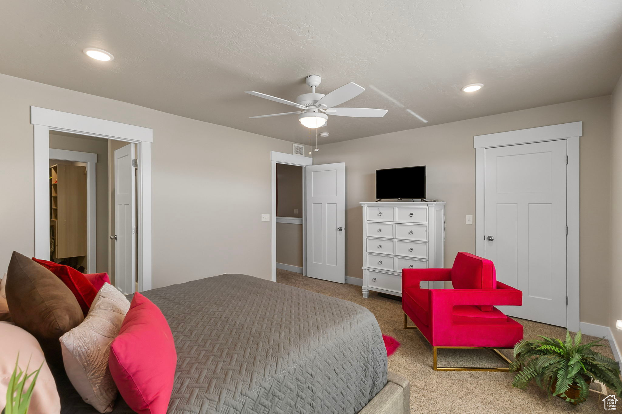 TRAIL HEAD - Residential