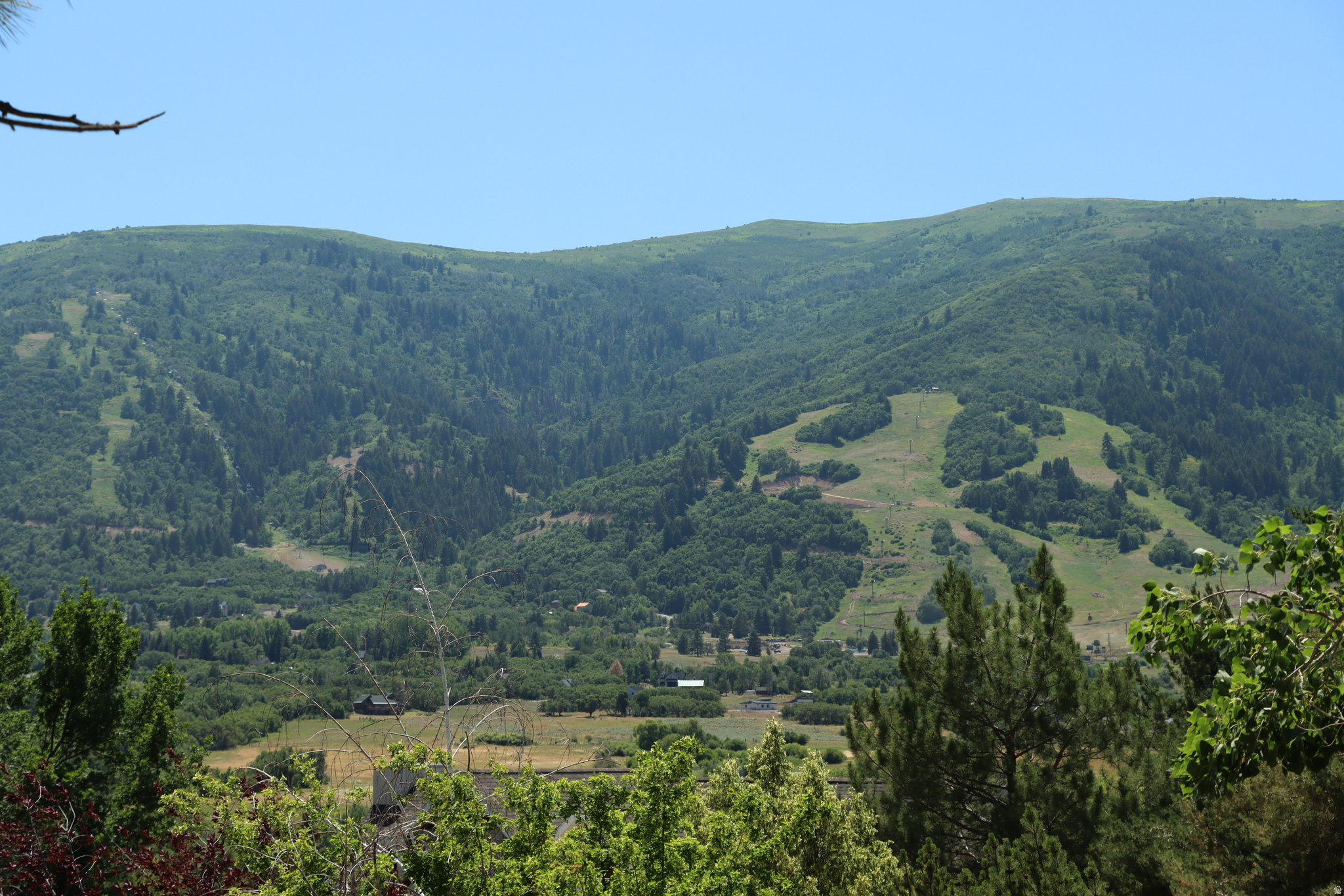 SUMMIT AT SKI LAKE - Land