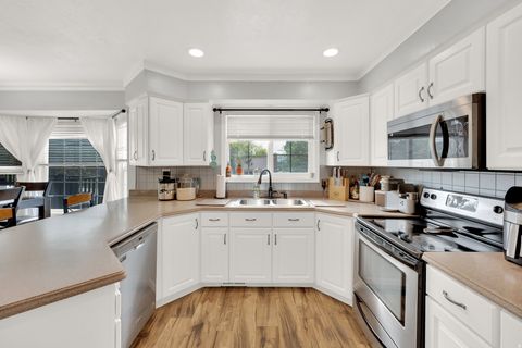 Tiny photo for 13856 S CROMWELL LN E, Draper, UT 84020 (MLS # 2147596)