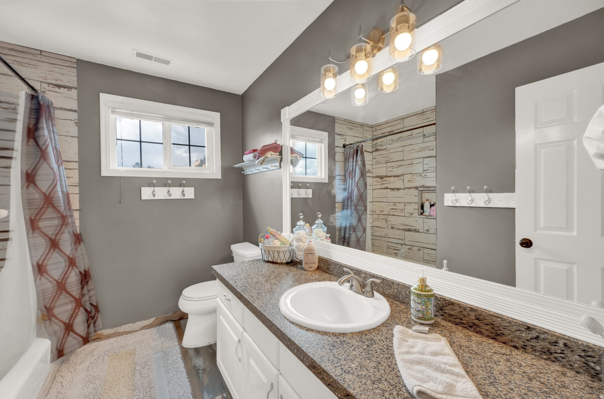 CAMBRIDGE SOUTH - Residential