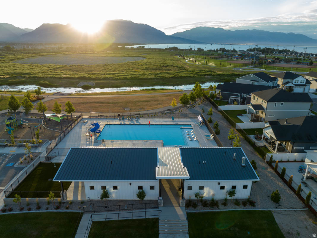 MONTREUX - Residential