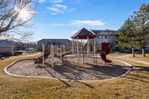 Tiny photo for 8116 N RIDGE LOOP WEST W #8, Eagle Mountain, UT 84005 (MLS # 2153771)