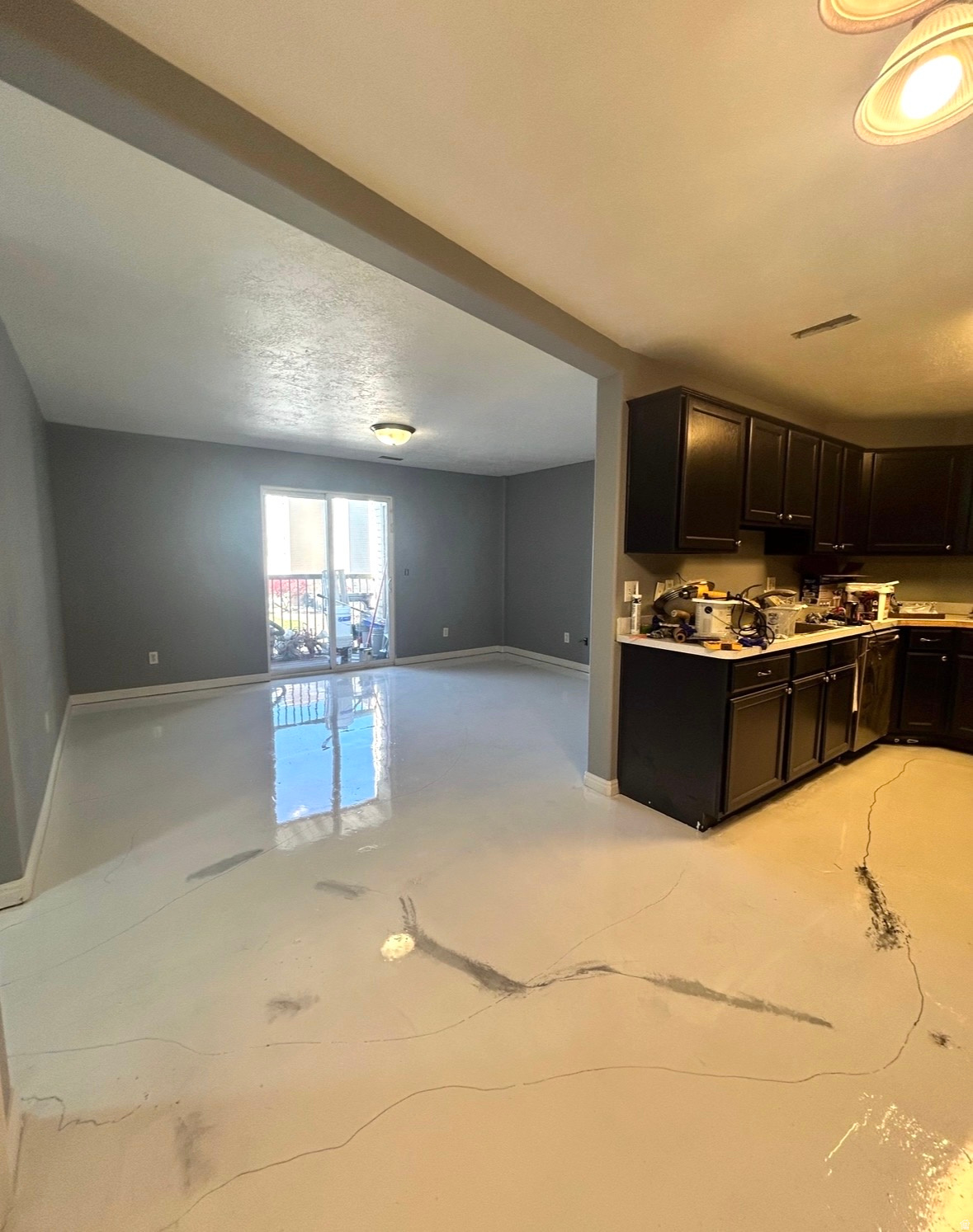 WILLOW SPRINGS - Residential