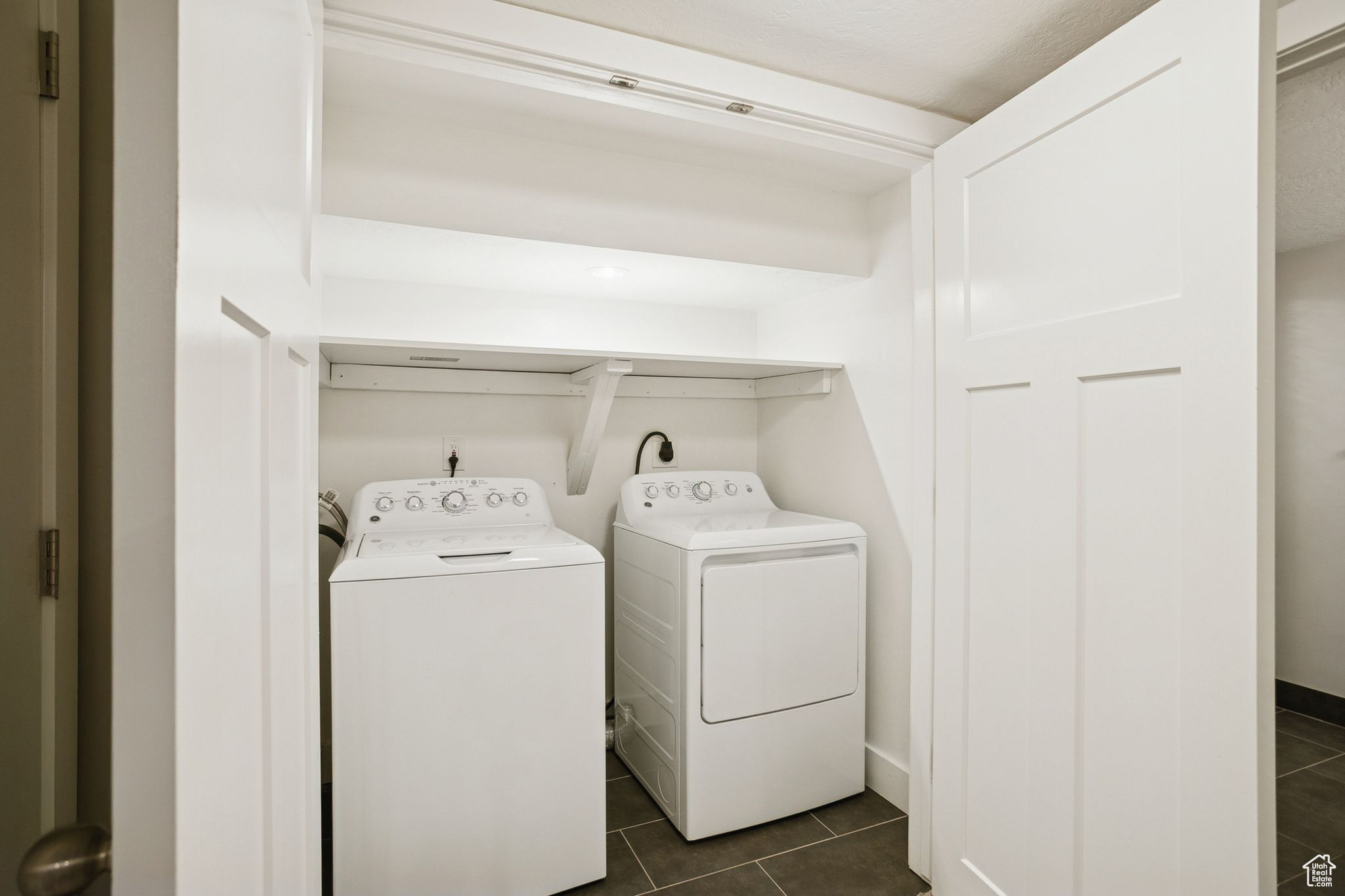 REDONDO PARK - Residential