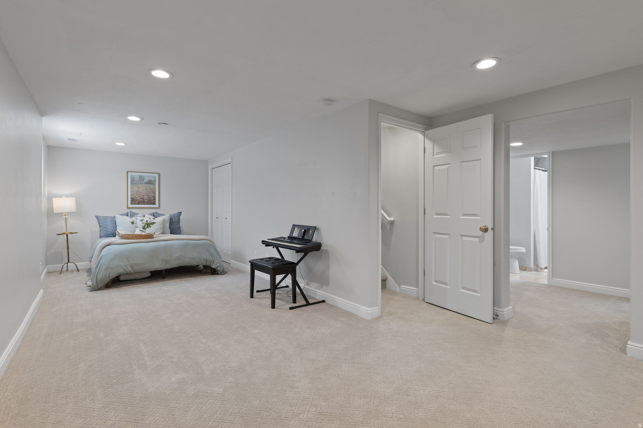 HIDDEN OAKS - Residential