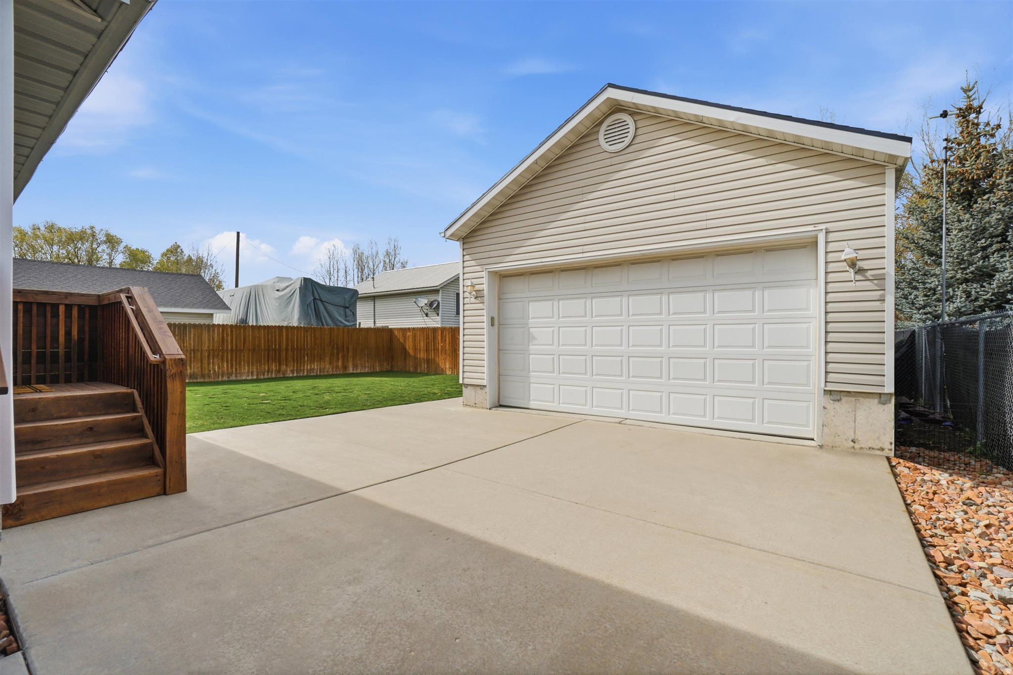 M PETERSEN - Residential