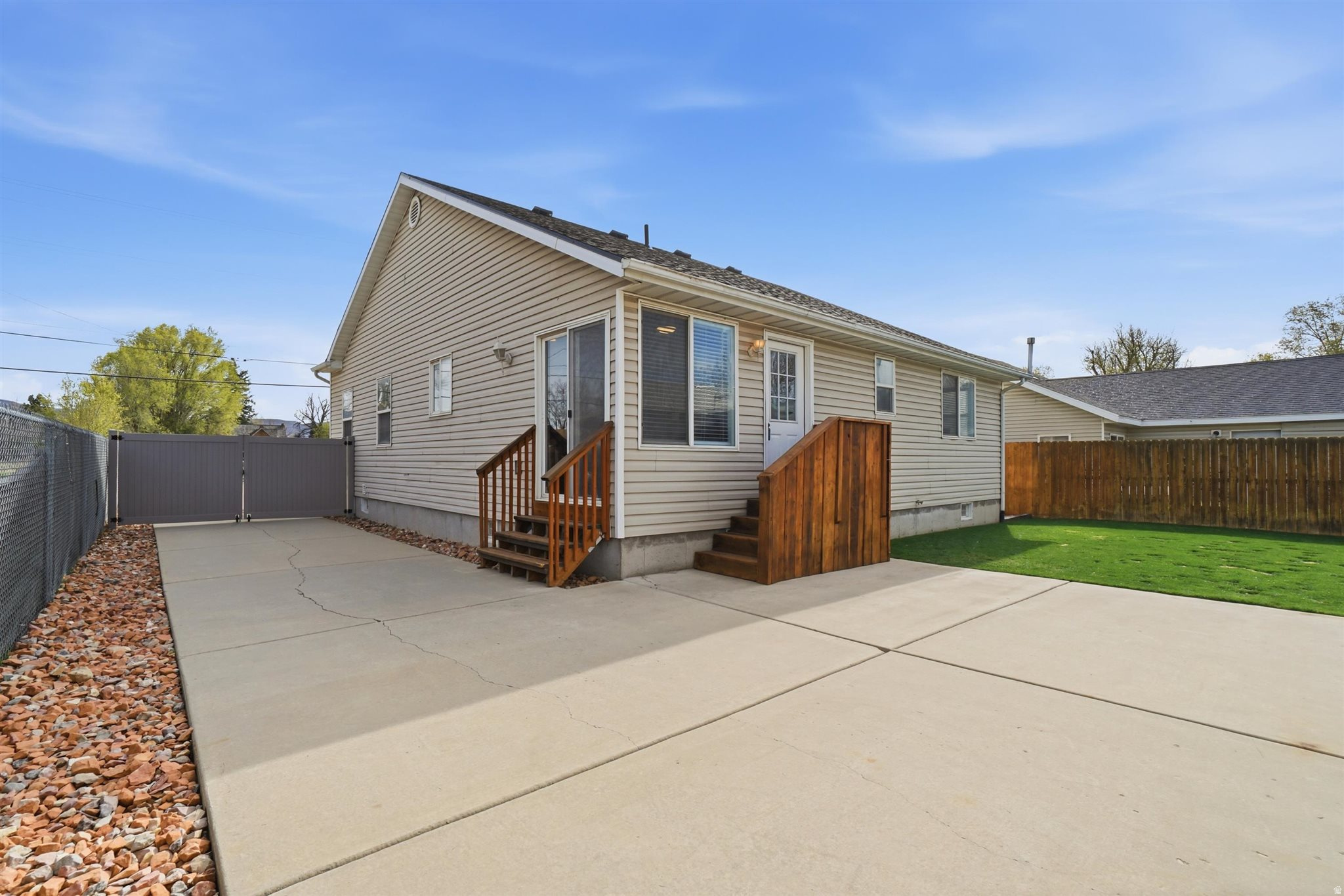 M PETERSEN - Residential