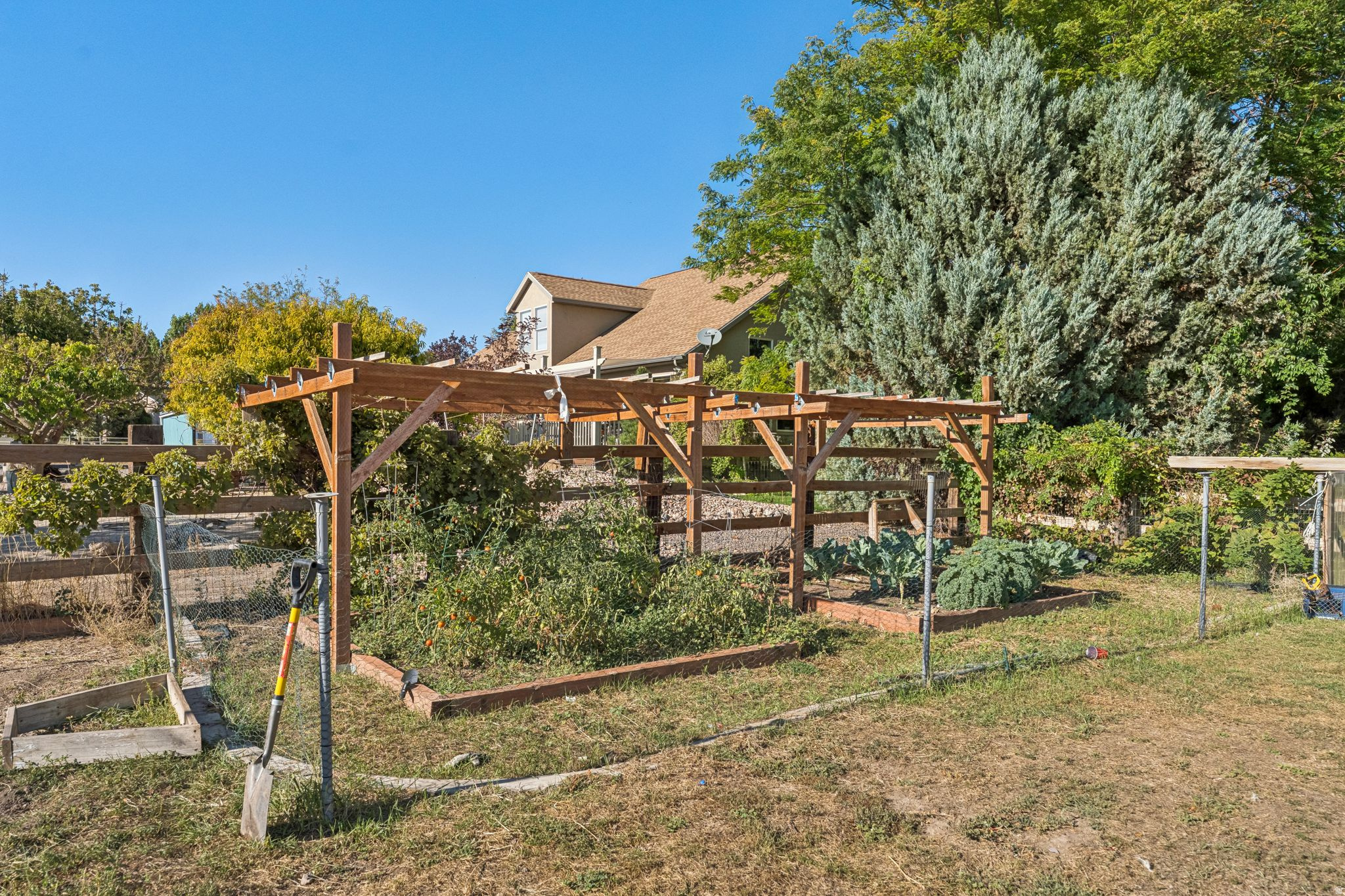 NORTH RANCH - Residential