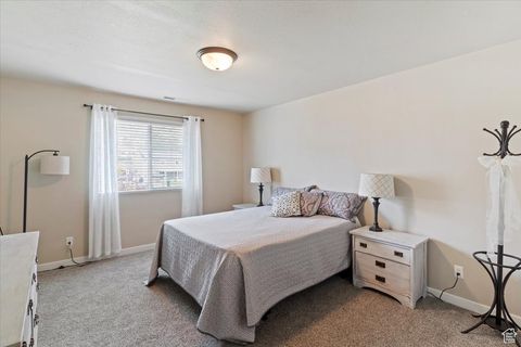 Tiny photo for 1542 N 775 E, North Ogden, UT 84404 (MLS # 2113986)