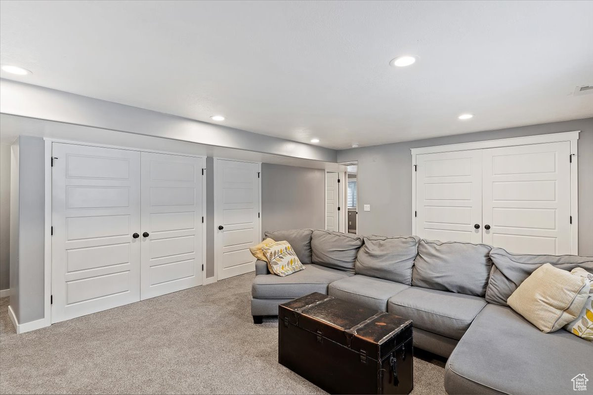 LEWIS PEAK - Residential