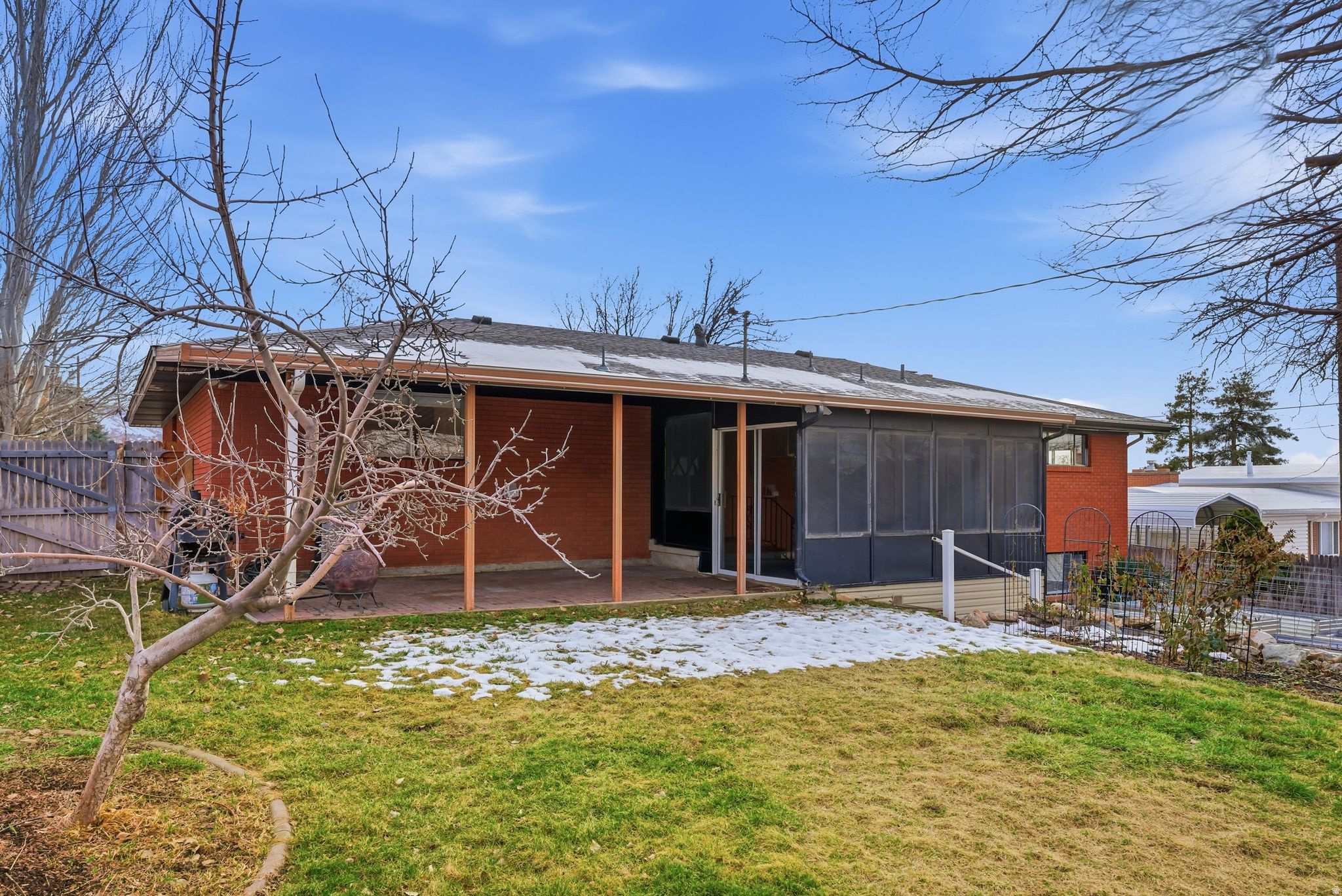 CENTRAL HEIGHTS - Residential