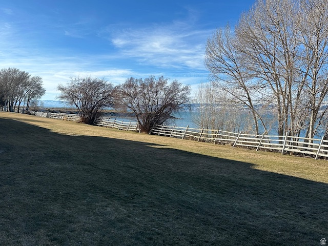 EAST SHORES - Residential