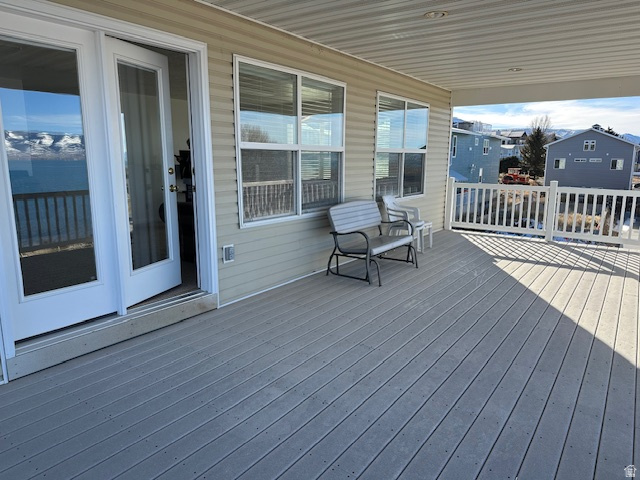 EAST SHORES - Residential