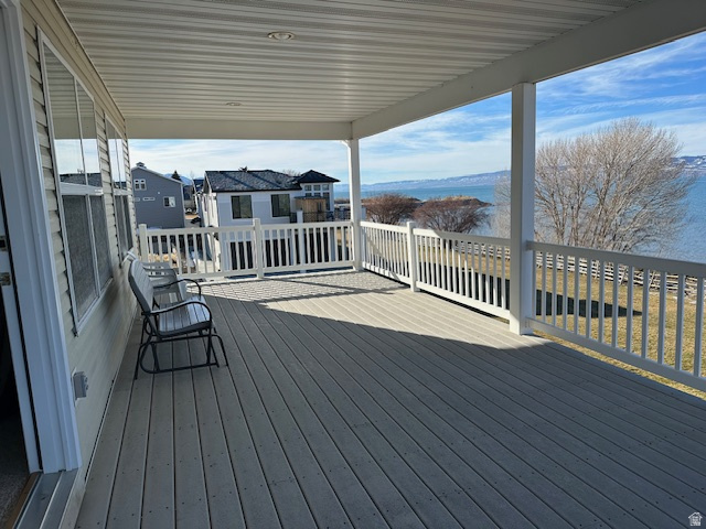 EAST SHORES - Residential