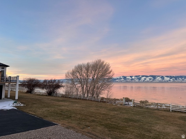 EAST SHORES - Residential