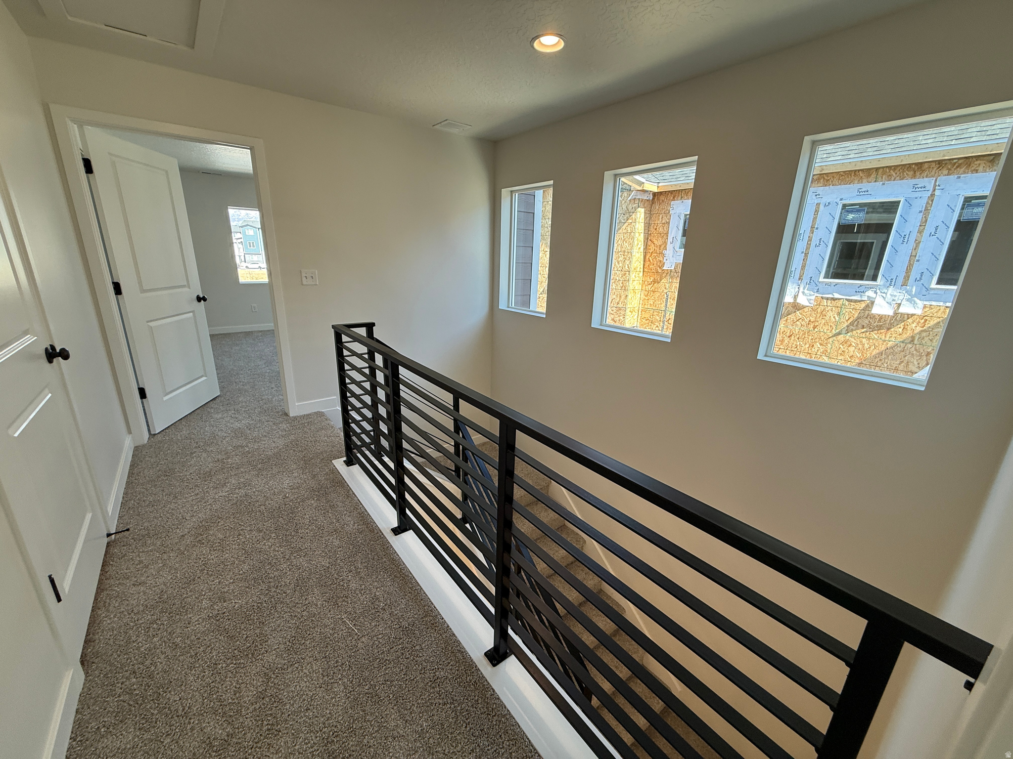MEADOWBROOK - Residential
