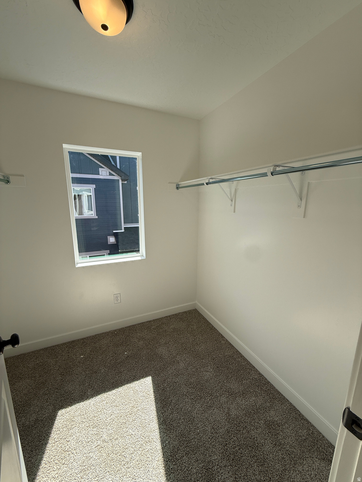 MEADOWBROOK - Residential