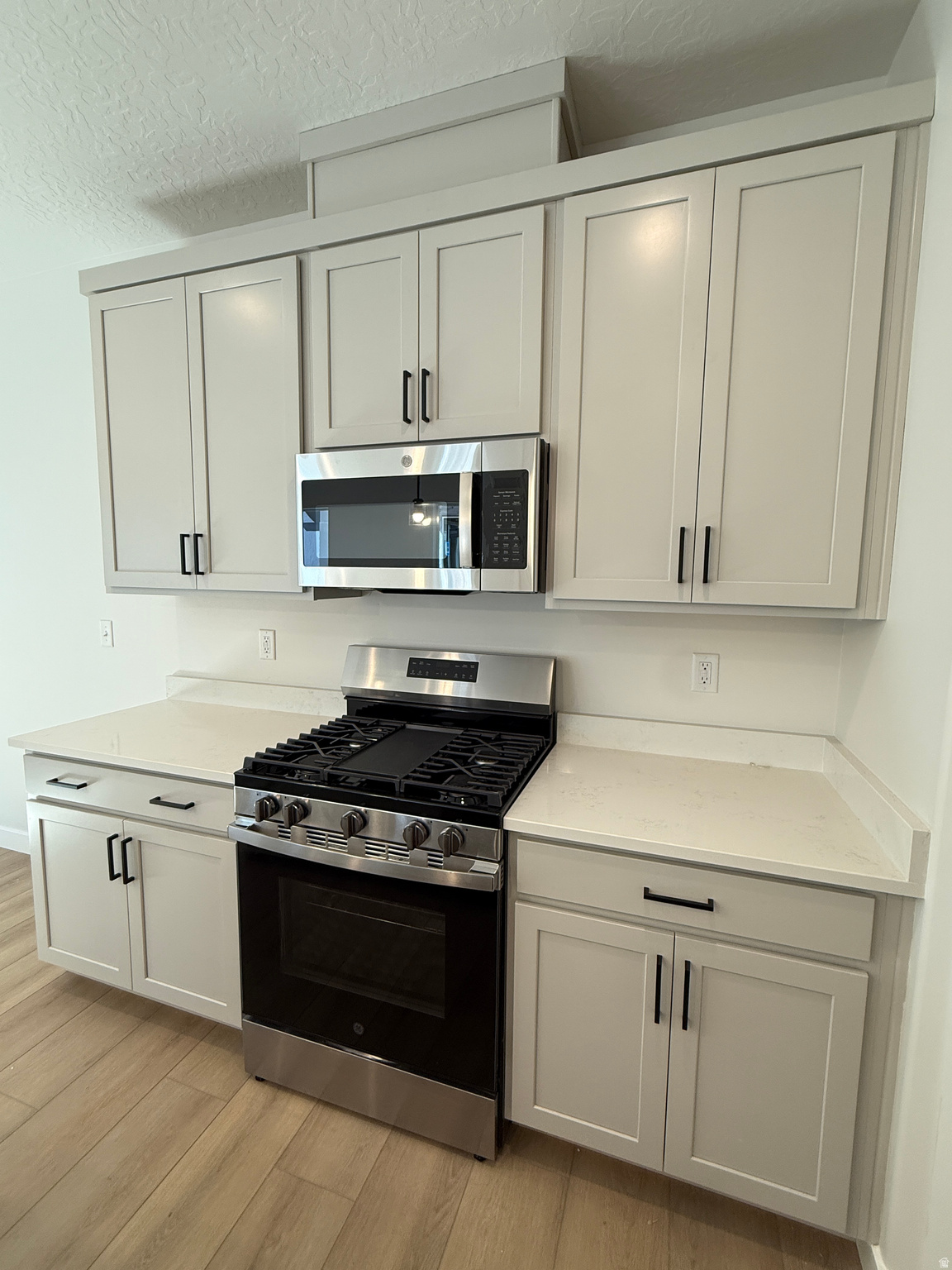 MEADOWBROOK - Residential