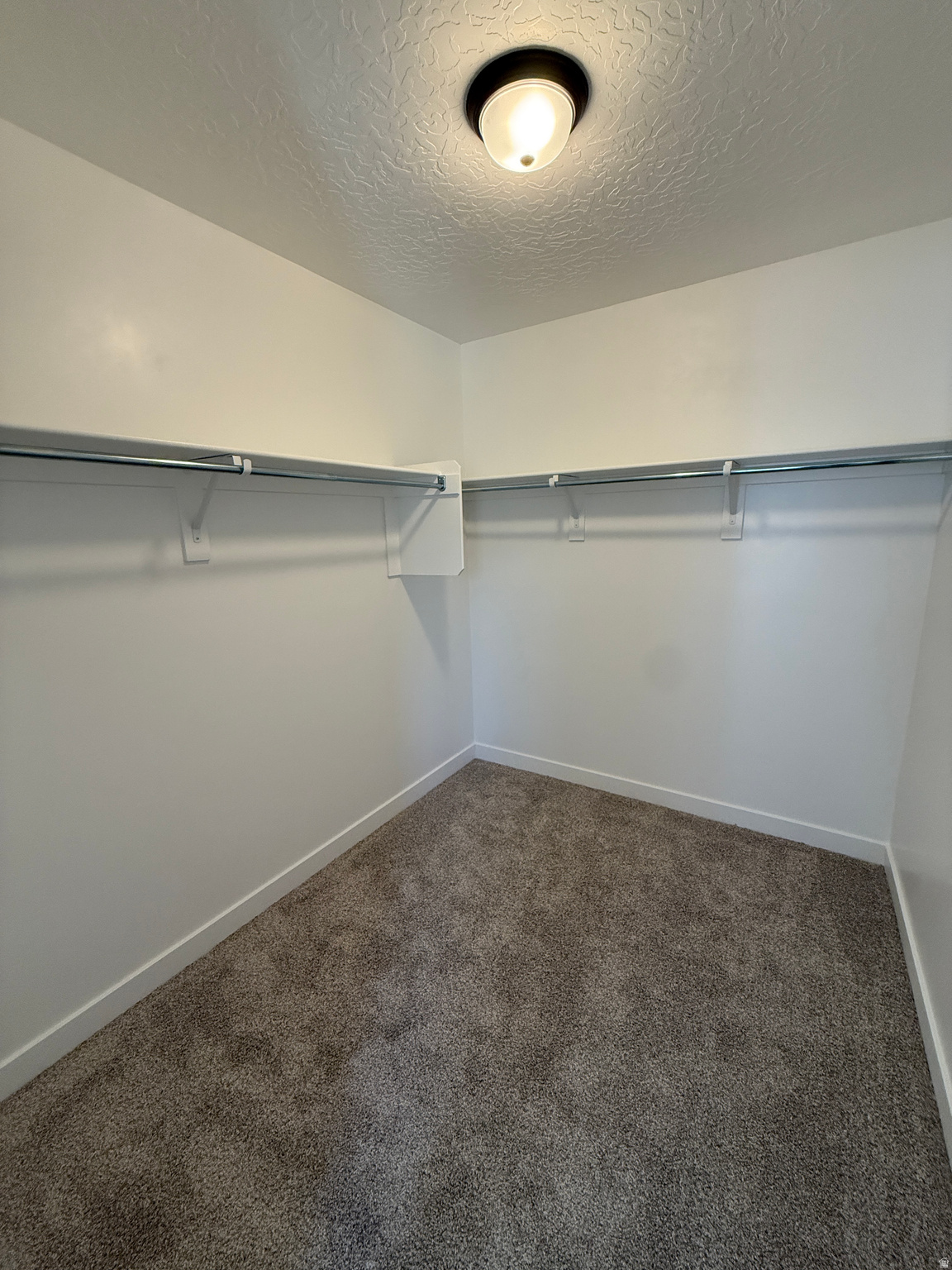 MEADOWBROOK - Residential