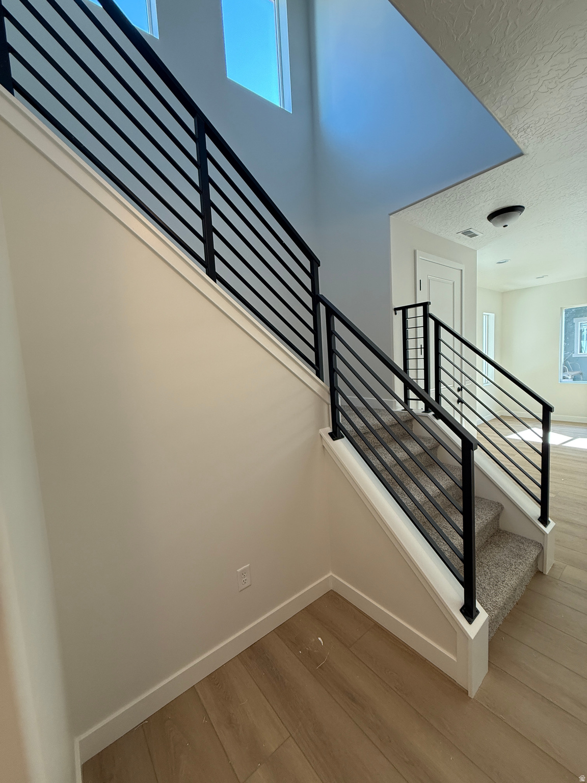 MEADOWBROOK - Residential