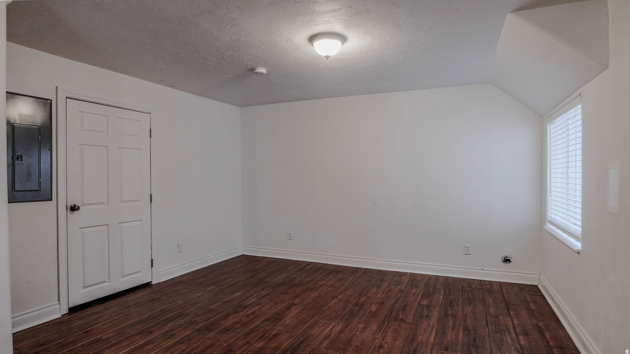 SOMERSET VILLAGE - Residential