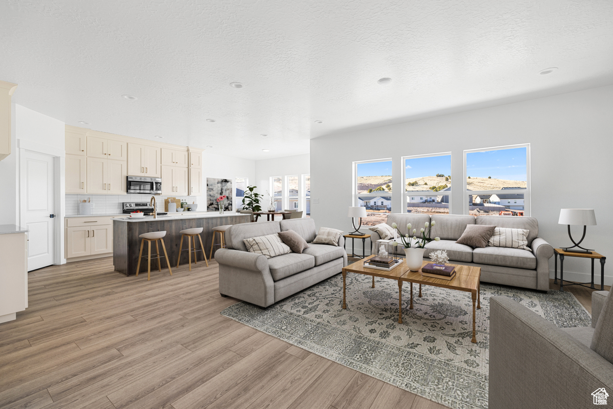 THE HILLS - Residential