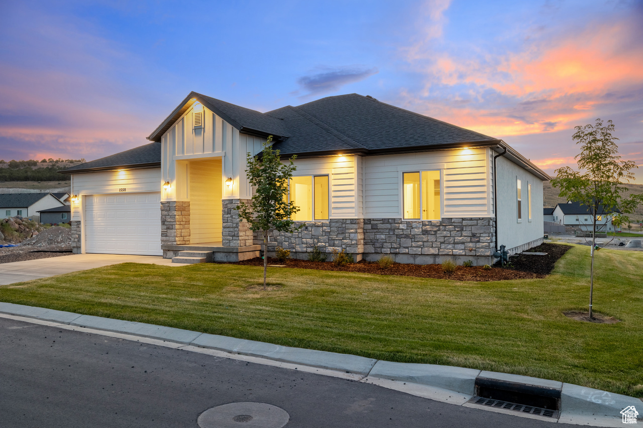 "Caldwell" SAMPLE. Build time of 6 months. Great use of floor space. Mtn Views, great location, easy fwy access. 2 year limited & 10 year structural warranty. Premiums may apply - Open Mon-Sat 12-6. Buyer verify all.