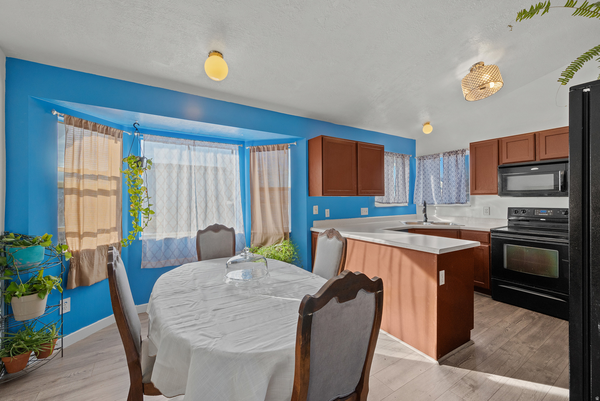 EASTLAND ESTATES - Residential